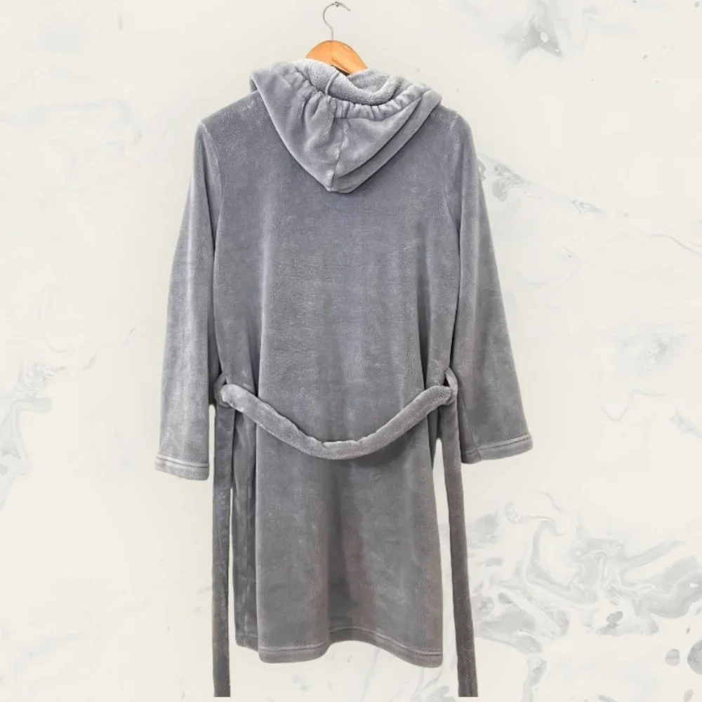Victoria's Secret Women's Sleepwear Robe Gray Fleece Size S Belt Pocket - Picture 2 of 7
